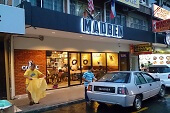 マッドベン カフェ　(MADBEN Cafe)