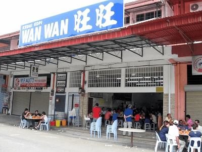 ブンドゥサンエリアの食堂（Kedai Kopi Wan Wan）1